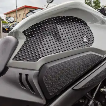 Eazi-Grip Honda CB650R/CBR650R 2019-2024 Black Tank Grips - EVO