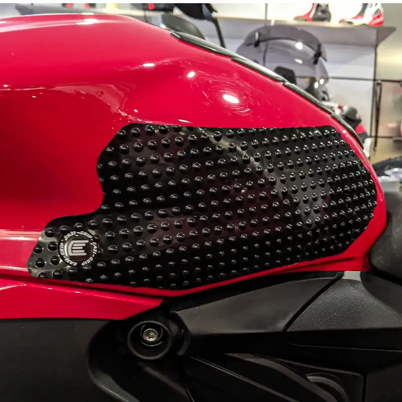 Eazi-Grip Ducati Streetfighter V2 '21-24  - EVO