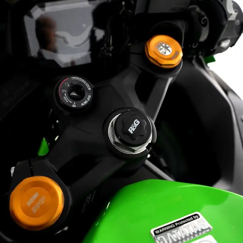 Top Yoke Cap for Kawasaki ZX-25R '20- & ZX-4R(R) (SE) ’23- '24