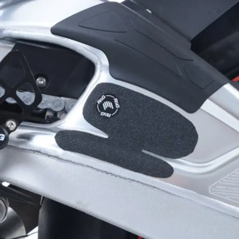 R&G Boot Guard Kit for BMW S1000RR ('10-), BMW S1000R ('14-'20) and HP4 ('12-'14) Models (Swingarm Only)