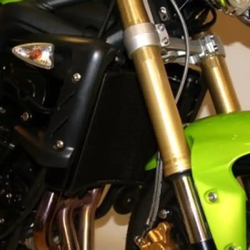 Radiator Guardsfor Triumph Street Triple and Street Triple R '07-'12
